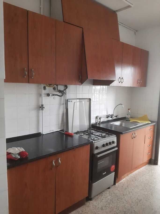 ARRENDA-SE QUARTO NO CENTRO DE ÁGUEDA