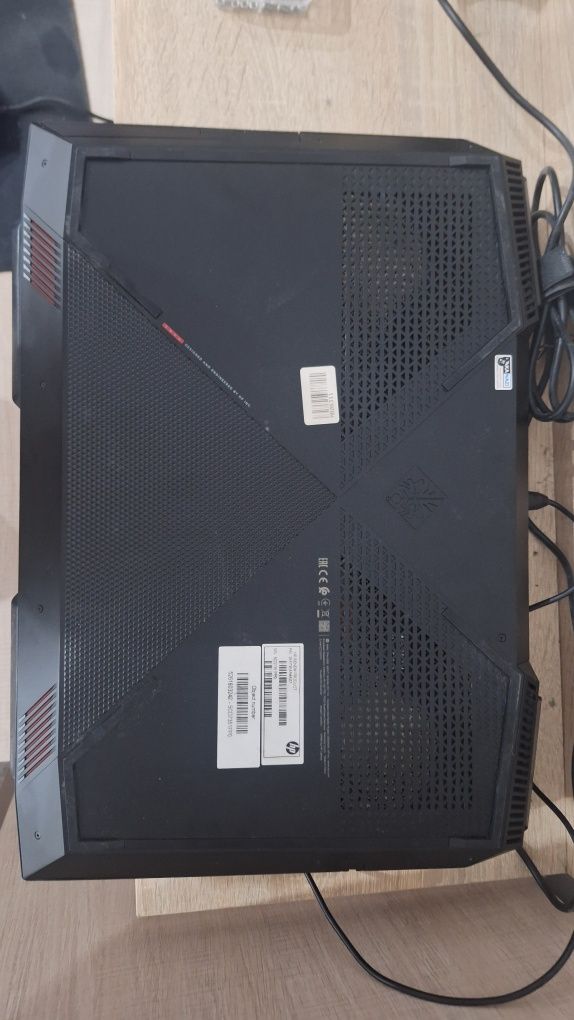 Laptop HP Omen 17'|GTX 1050Ti|i7 7700HQ|Podkładka chłodzącą gratis