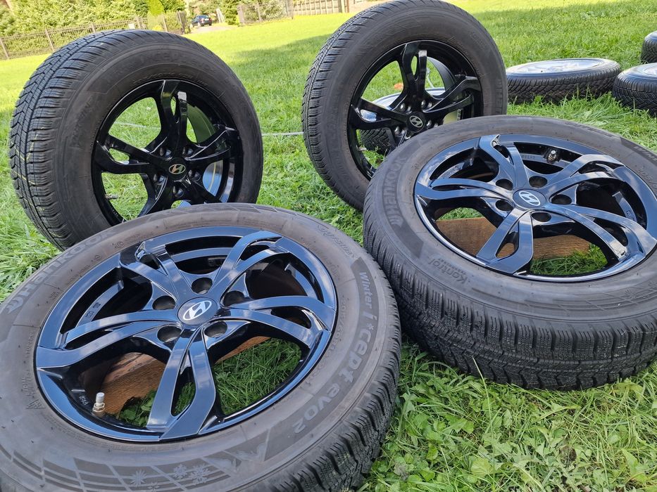 Felgi/koła Oryginalne Hyundai 5x114.3 R16 z oponami zimowymi