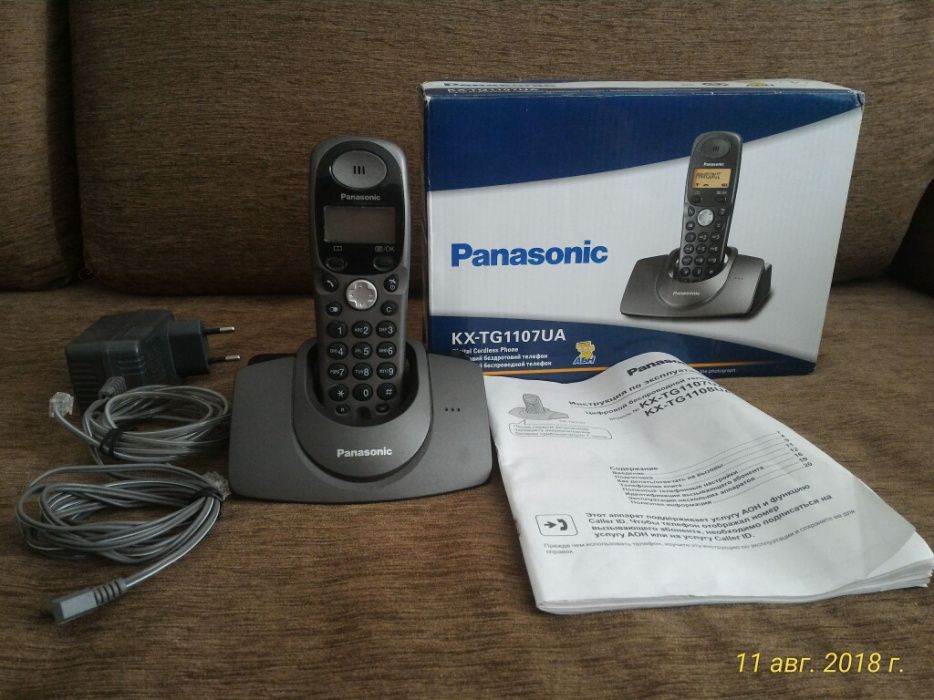 Цифровий бездротовий телефон Panasonic KX-TG 1107UA