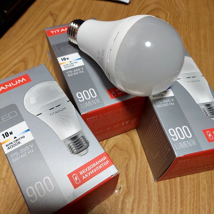 Аккумуляторная лампа Титаниум