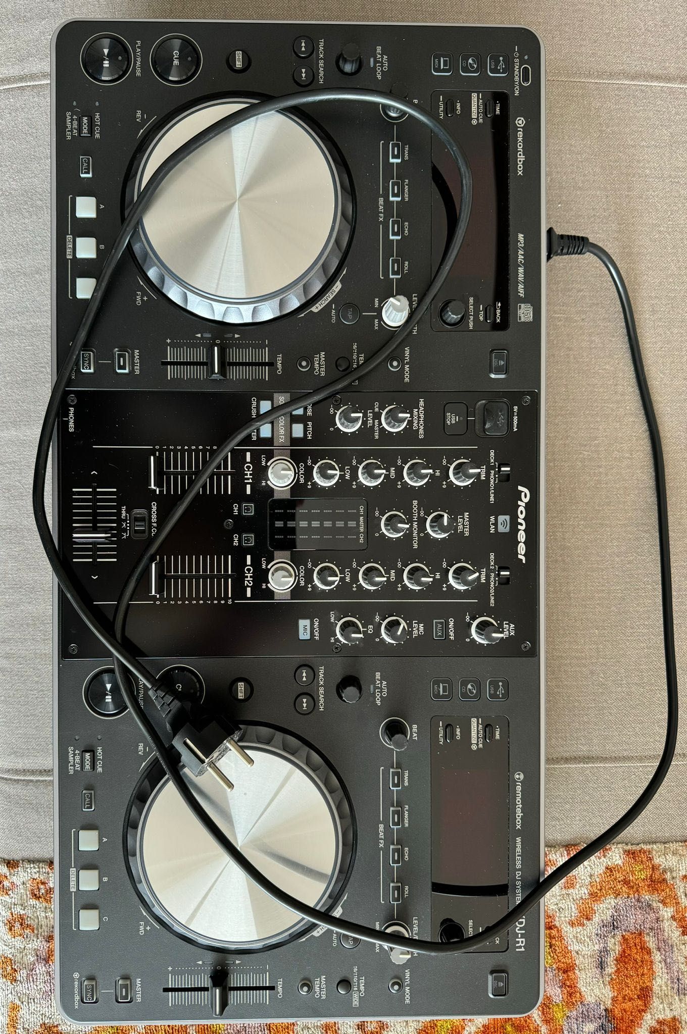 Pioneer XDJ R1 (All-In-One) com saco