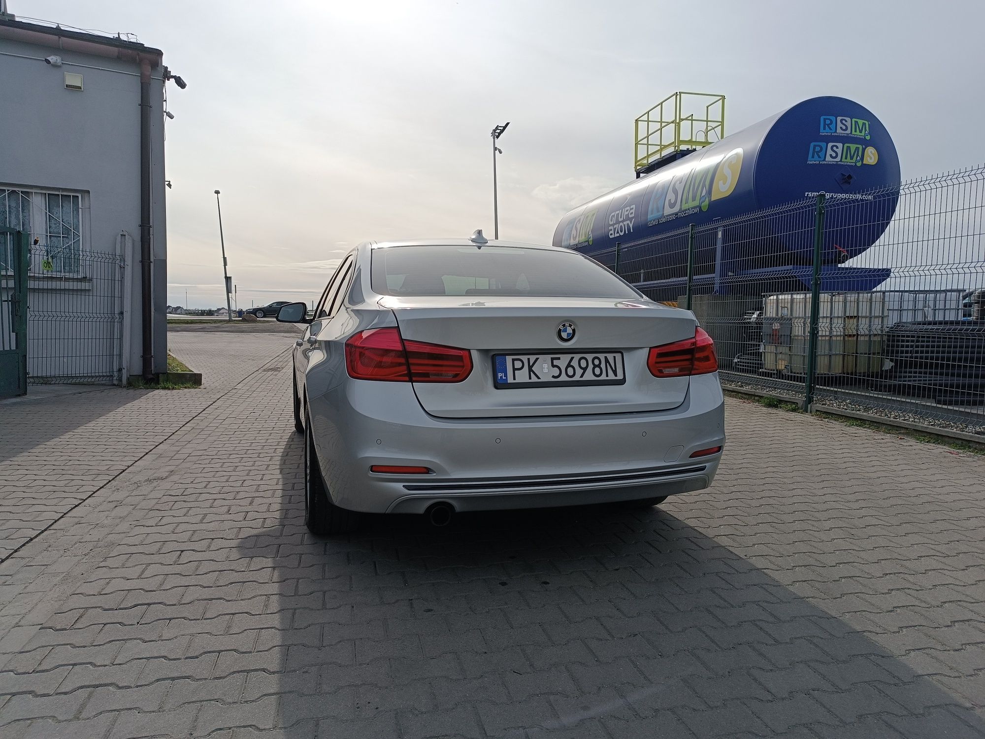 BMW F30 FL 318D SportLine