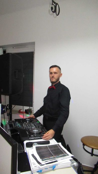 DJ + wodzirej / wokalistka + akordeon i muzyka za stołami