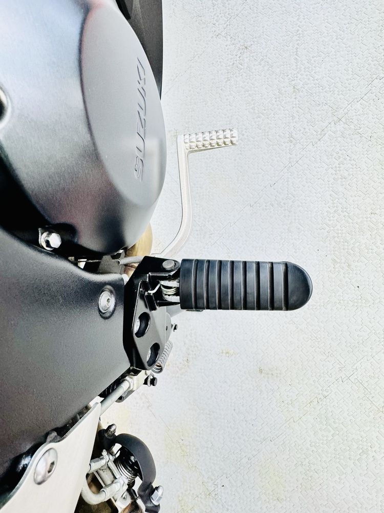 Мотоцикл Suzuki V-Strom 1000 в оригіналі з Японії