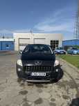 Czarny Peugeot 3008