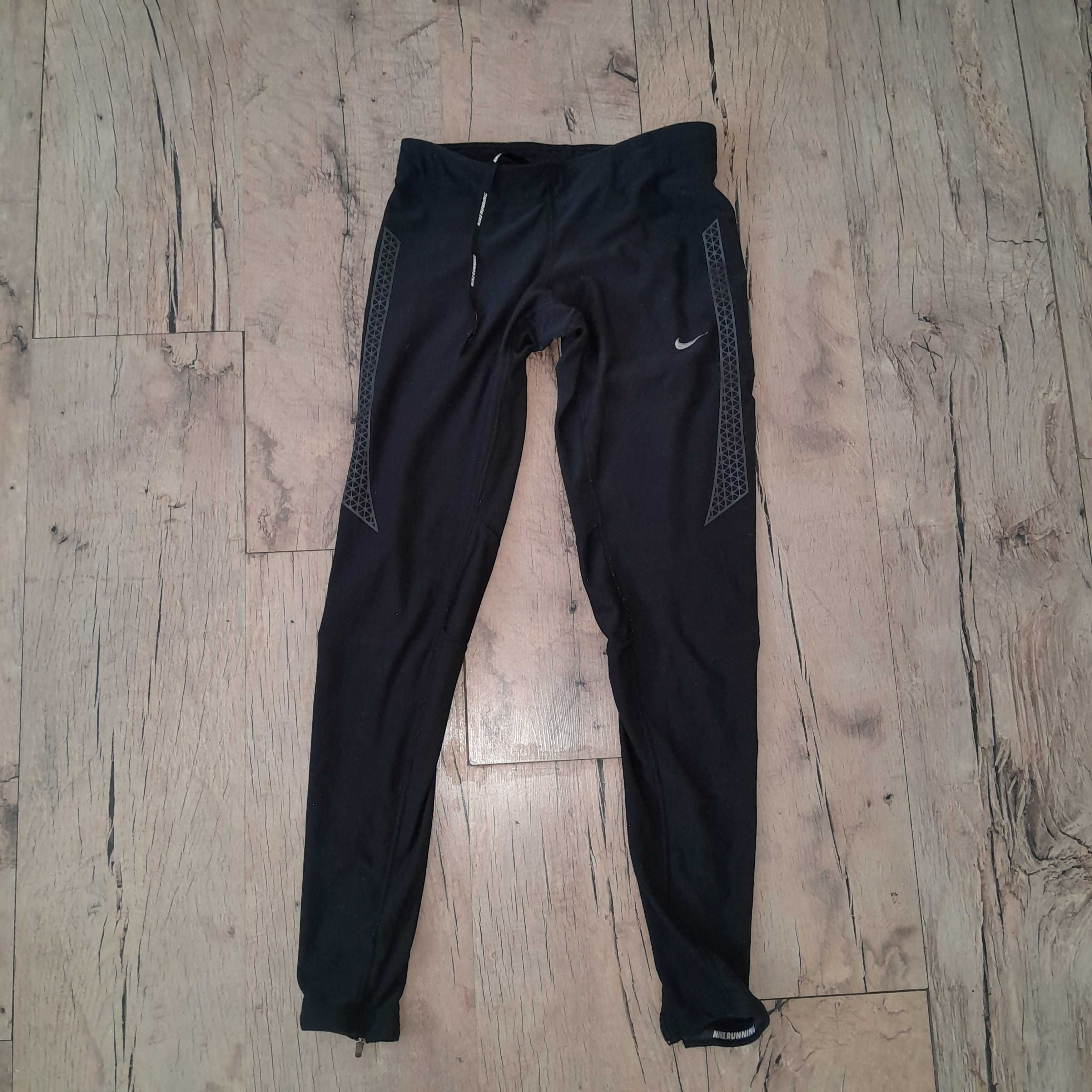 Czarne legginsy Nike XS running