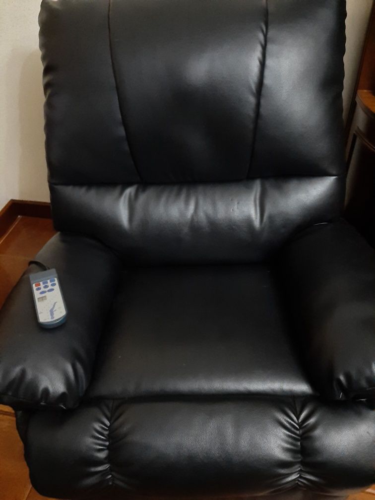 Sofa massagem muito bom estado