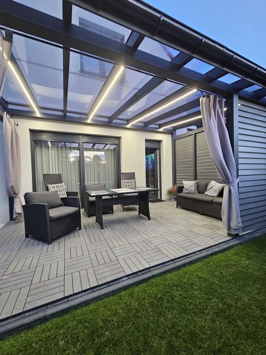 Zadaszenia tarasów, altanki wolnostojące aluminiowe i drewniane