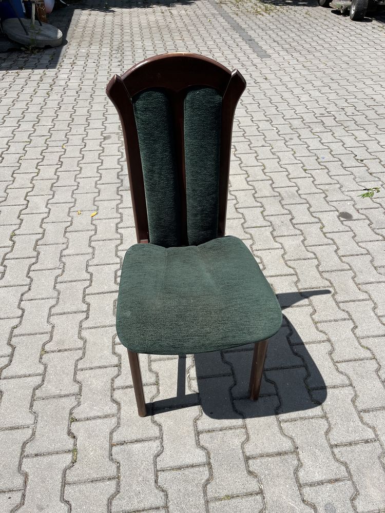 Sprzedam krzesla
