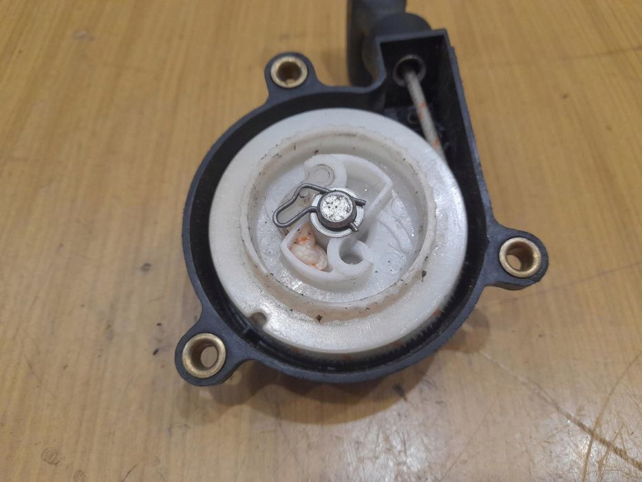 Stihl Sr 320 Szarpak Starter Rozrusznik Obudowa