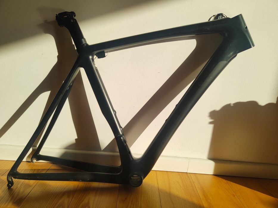 Rama basso diamante, rozmiar 51. Z wadą