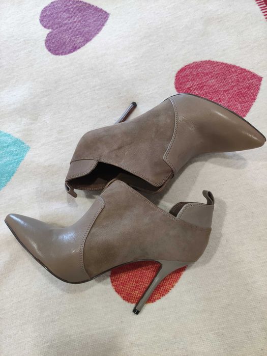Botas em pele e camurça num 37. Marca Enzo Angiolini El corte Inglês