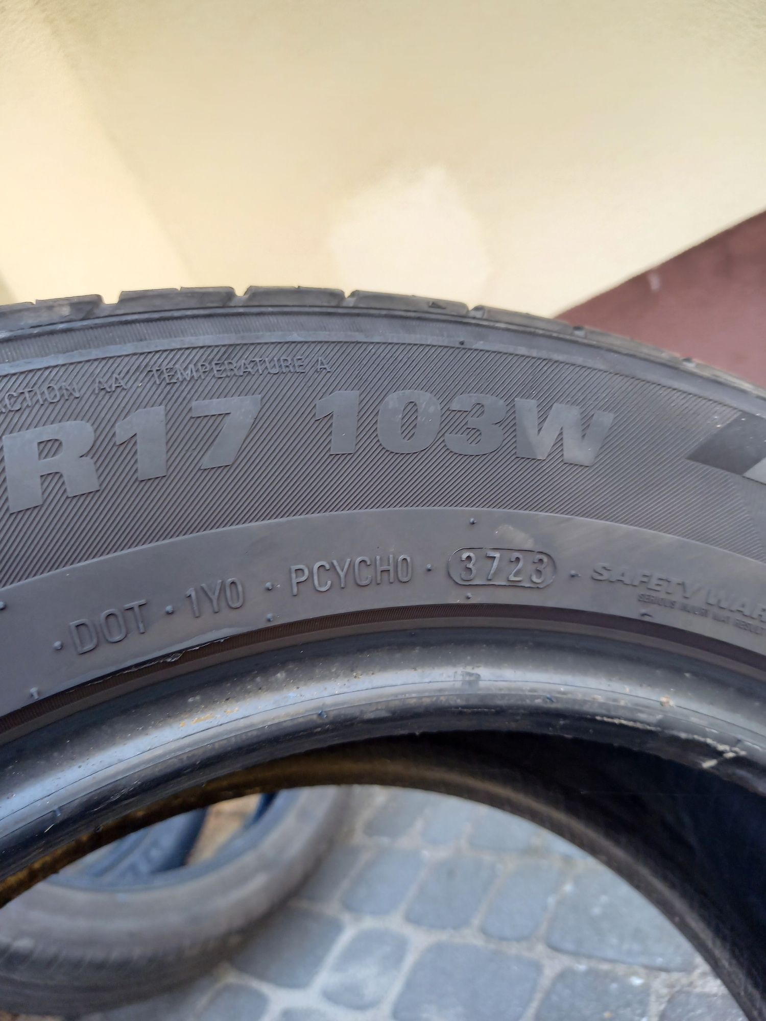 Kumho ecsta 235/55R17 23rok 300zl za 3 sztuki