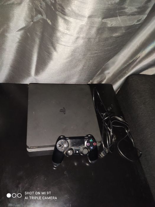 PlayStation 4 1Tb slim
