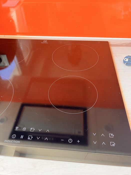 Szklo do plyty indukcyjnej elektrolux CIT60433