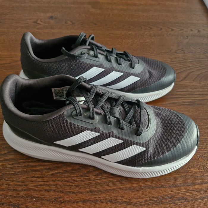 Buty dziecięce ADIDAS RUNFALCON r.36 i 2/3