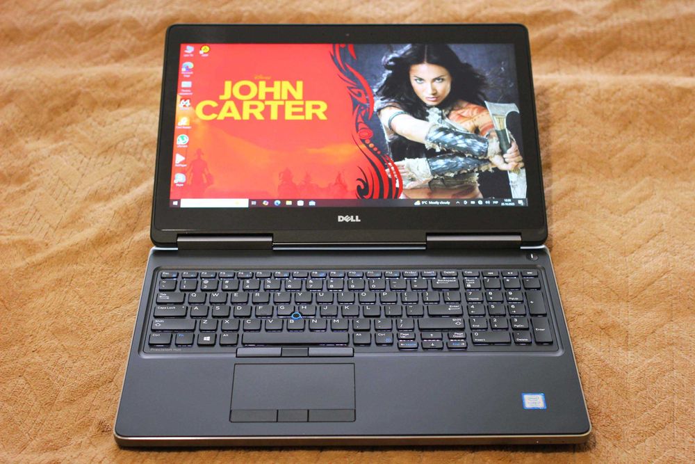 DELL 7520/i7-7820HQ/NvidiaQuadro M1200 4GB/16GB/SSD512/АКБ5ч/15 СЕНСОР