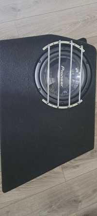 Subwoofer Pionier Ford Focus Mk2 hatchback