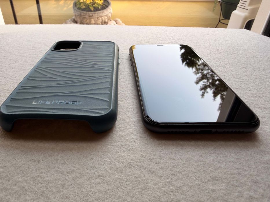 iPhone 11 64GB sem garantia