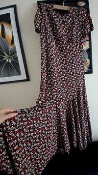 Długa sukienka Sinsay