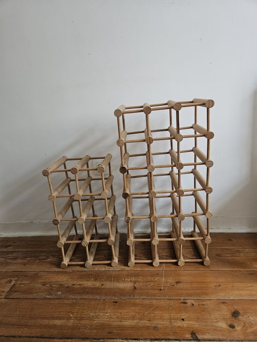 Garrafeira de madeira