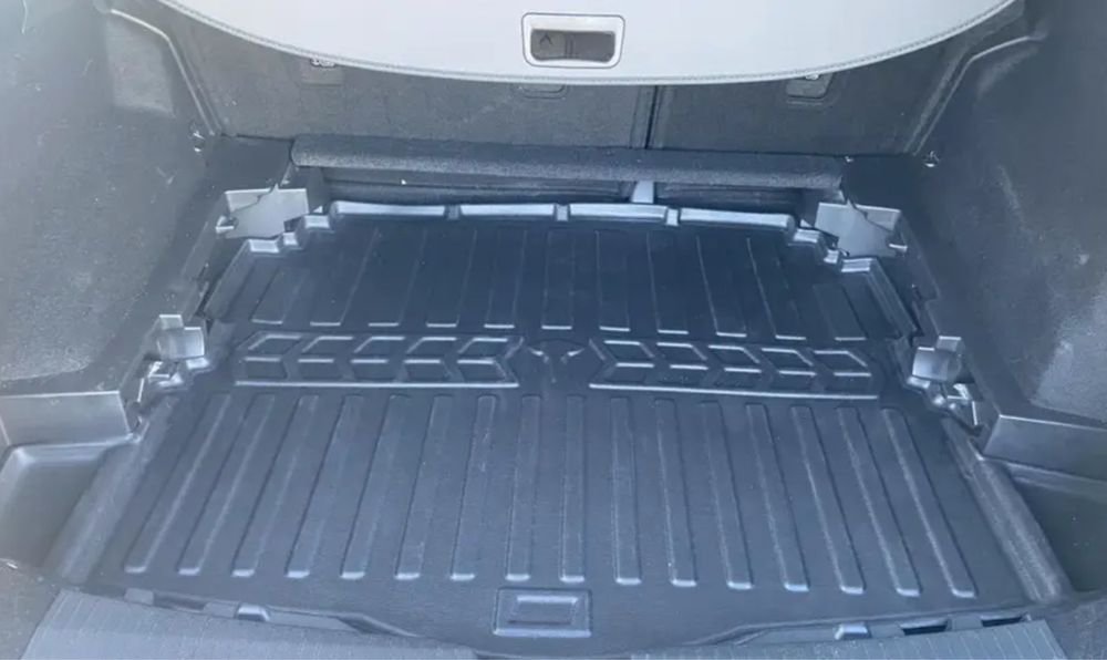 КОВРИКИ В САЛОН і БАГАЖНИК з високими бортиками! Є на всі марки авто!