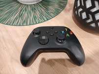 Pad xbox series czarny