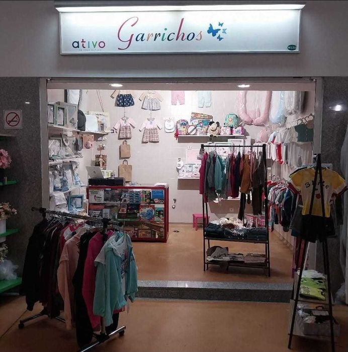 Liquidação Total – Recheio de Loja Infantil  – Roupa e Brinquedos!