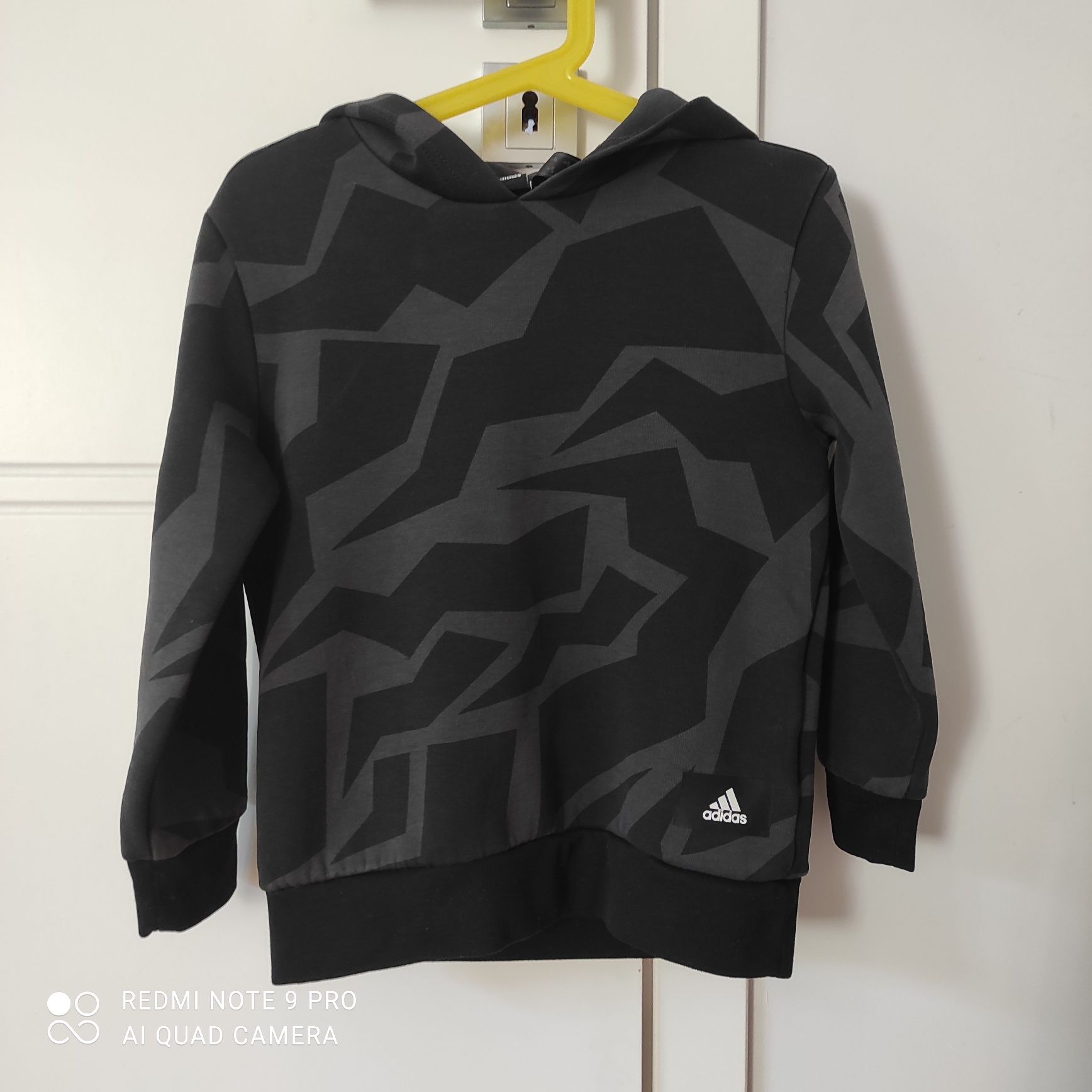 Bluza dziecięca adidas performance rozmiar 122 6-7 lat stan idealny