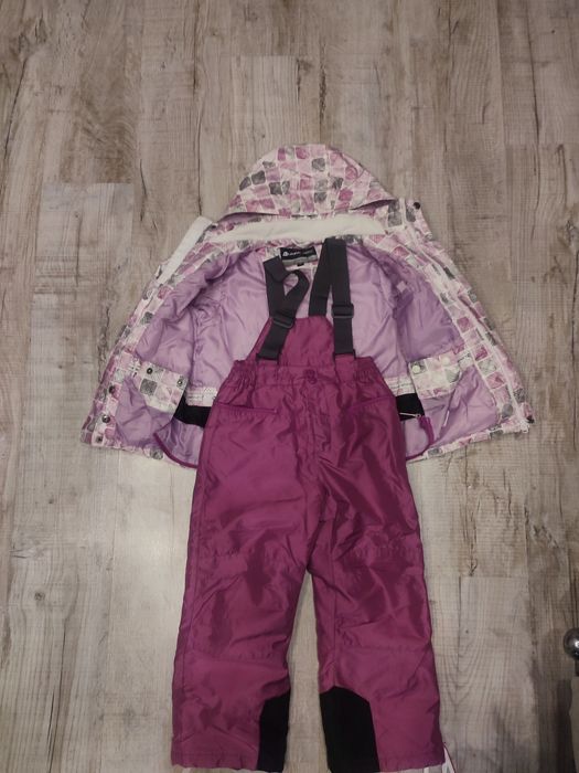 Куртка и комбинезон