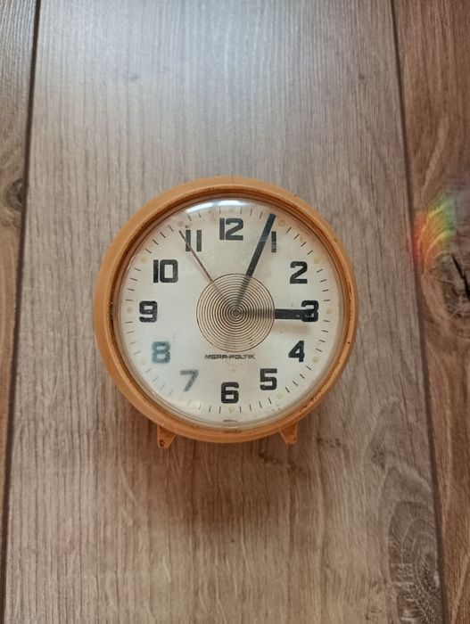 Budzik mechaniczny Mera Poltik