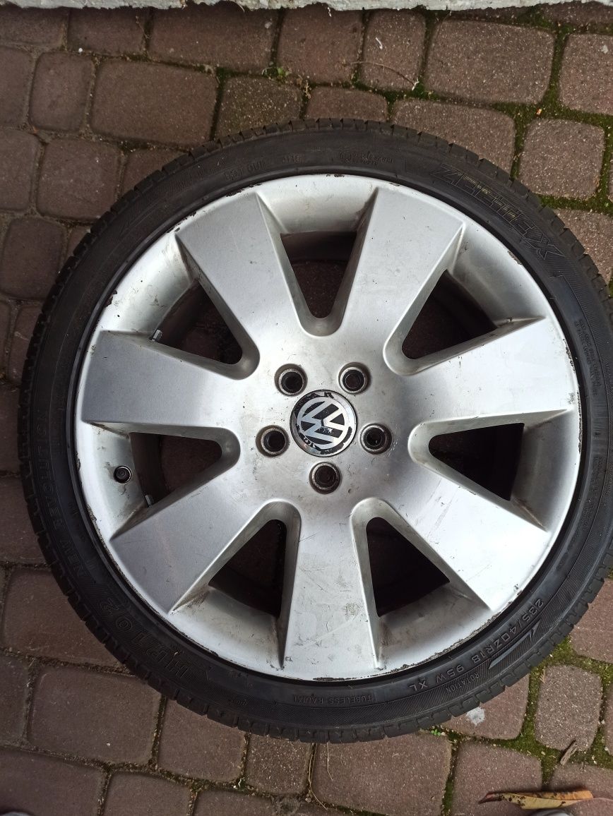 alufelgi vw 18r plus opony 235/40/18 r gratis