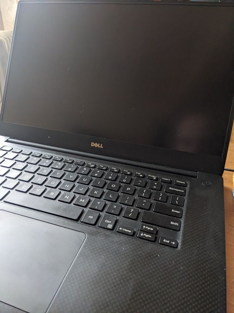 Dell xps 15 9500 I5 6300 DDR4 8 GB SSD 256GB
