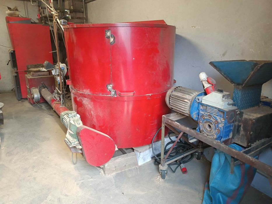 PIEC na trociny biomasę pellet I inne biopaliwa podajnik palenisko