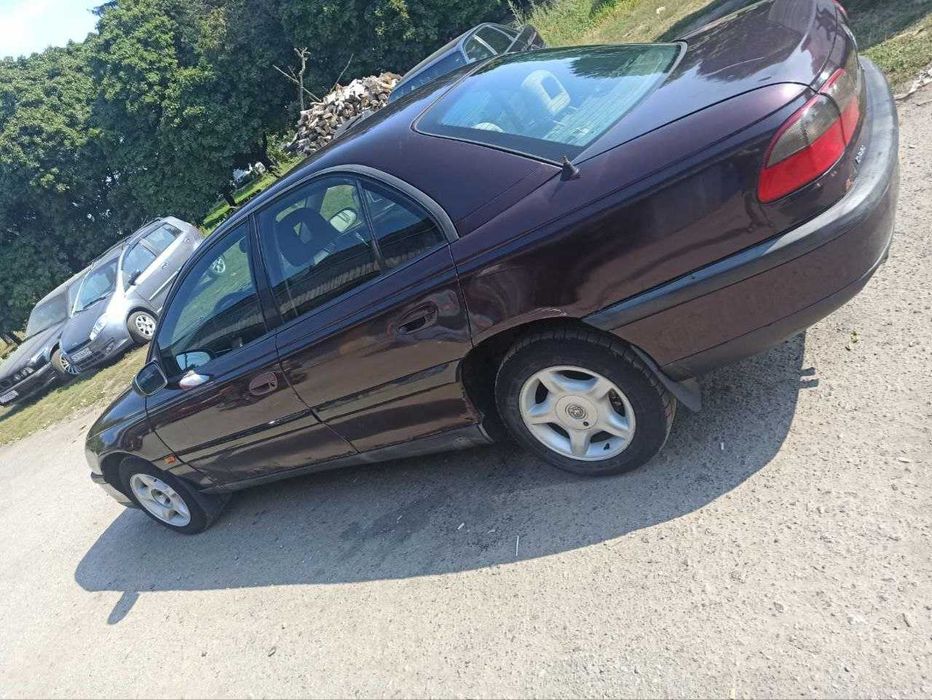 opel omega B потребує косметичного ремонту