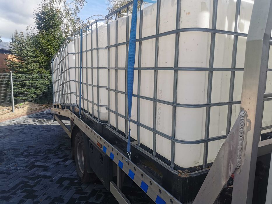 mauzer-zbiornik-stojak drewniany