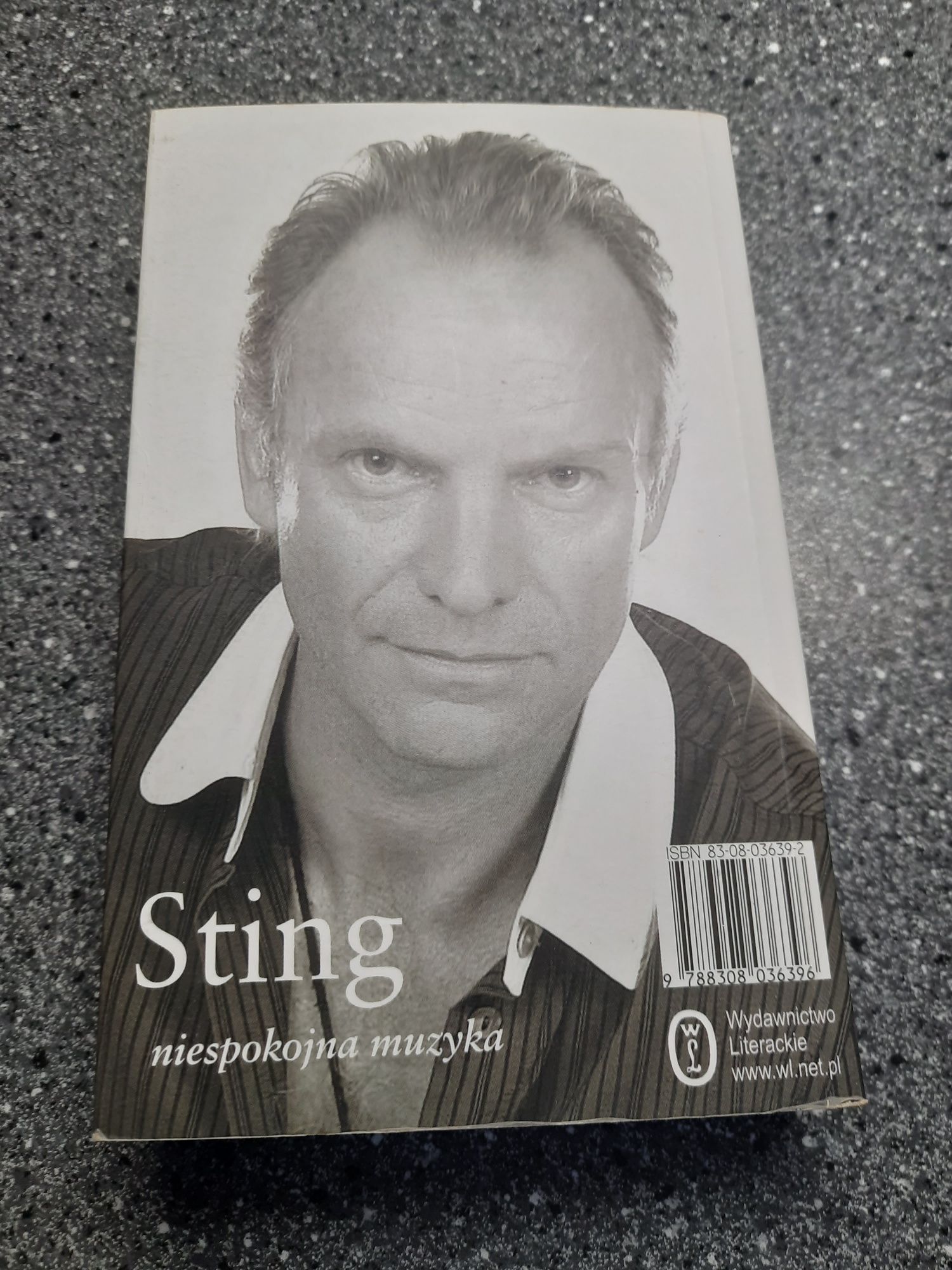 Sting niespokojna muzyka