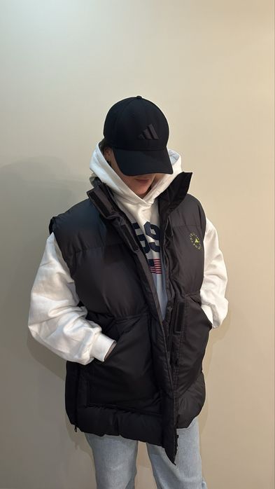 Жилет Adidas by Stella Mccartney