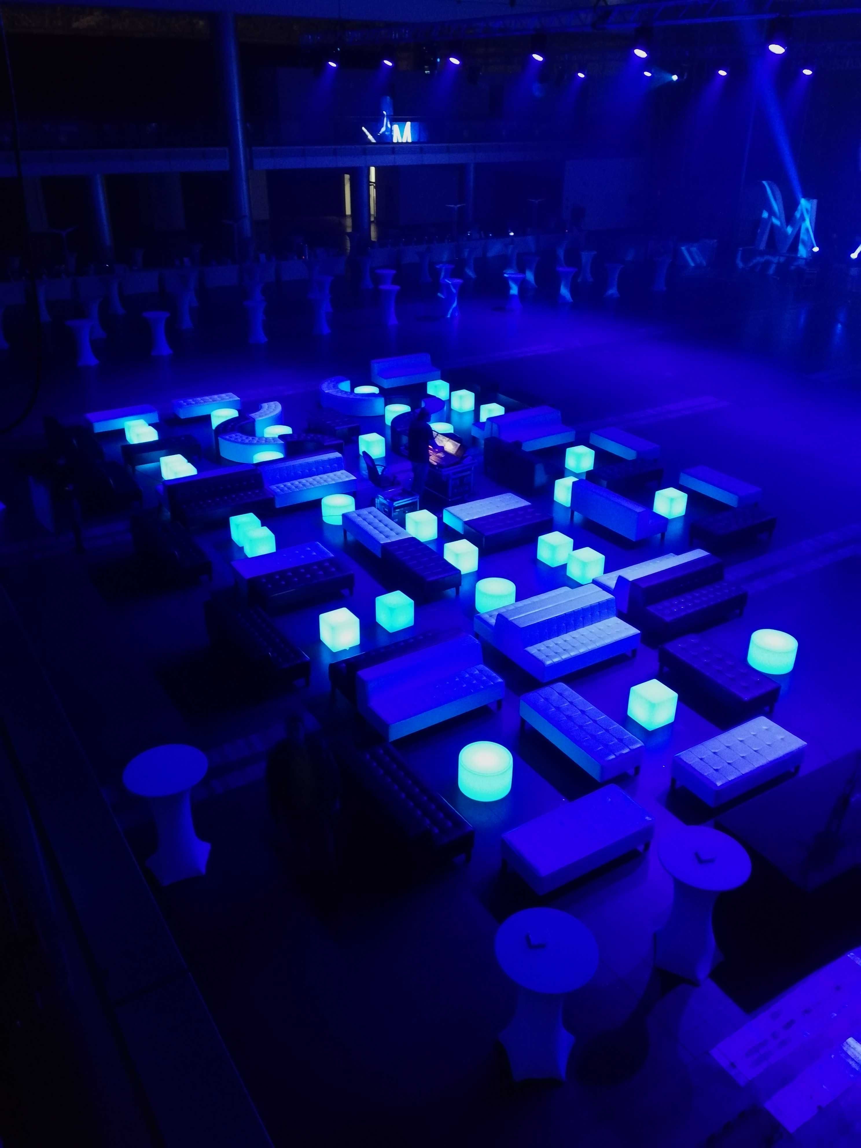 Wynajem, wypożyczalnia, meble i akcesoria LED, kolor, event, impreza