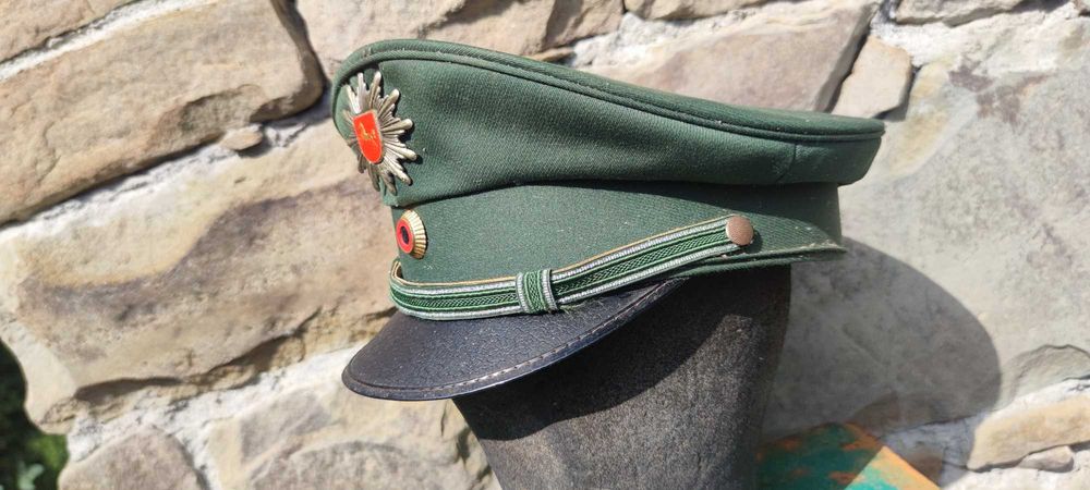 Czapka niemiecka POLIZEI z insygniami - Oryginał