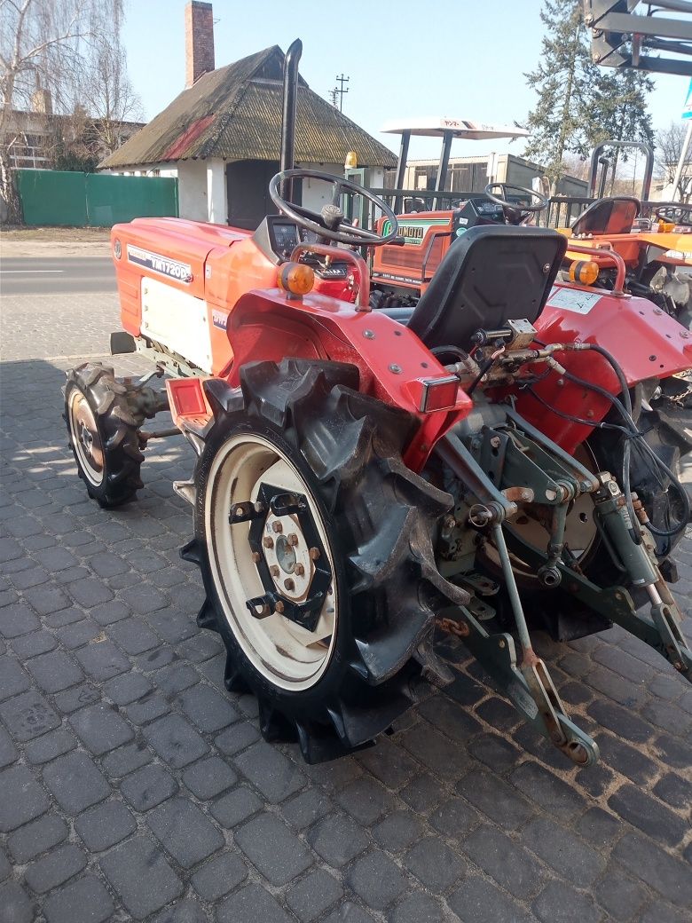 Yanmar ym 1720 4x4 17km kubota