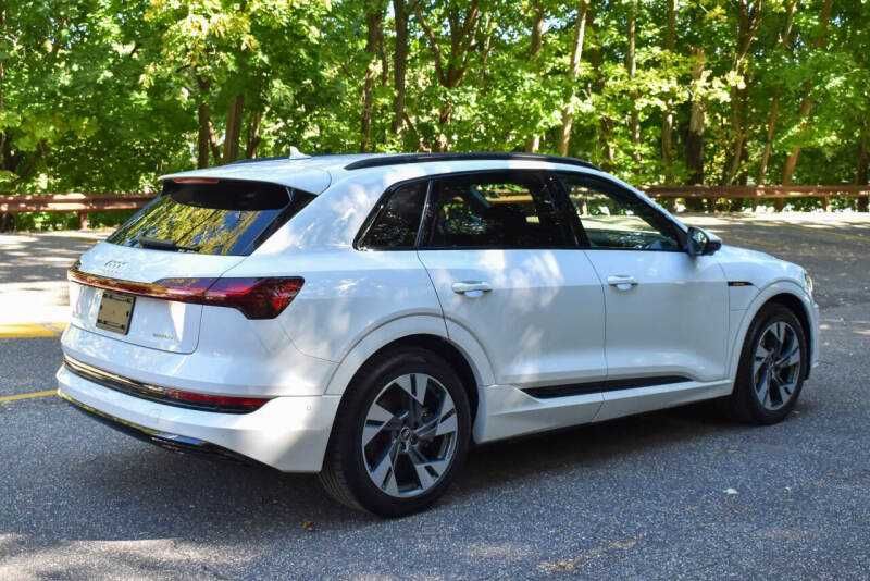 2021 Audi e-tron