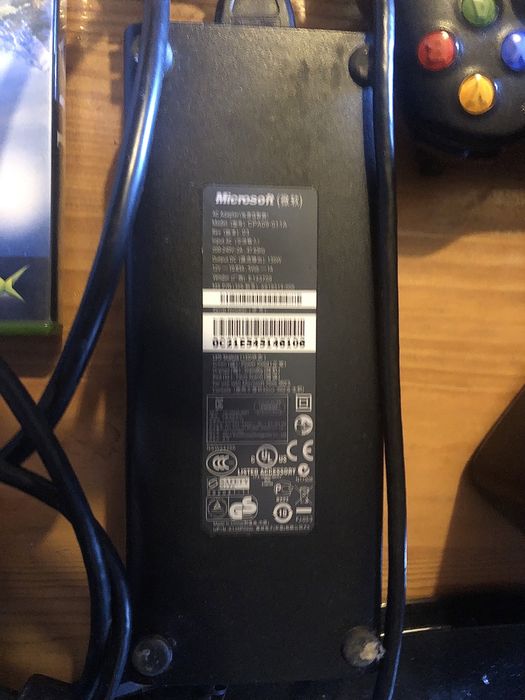 Xbox 360 S 250GB com Jogos