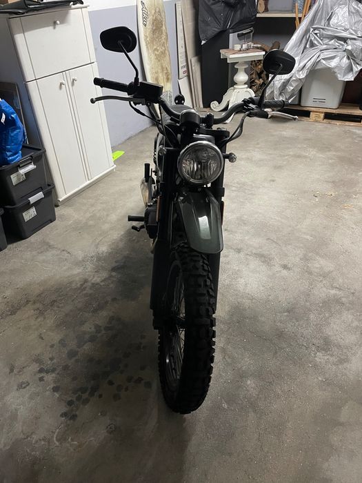 Mota Hanway scrambler 125 / cafe racer