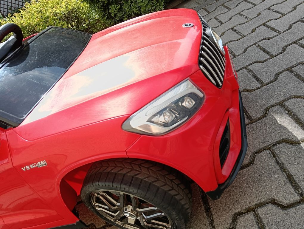 Samochód na akumulator Mercedes GLC 63S
