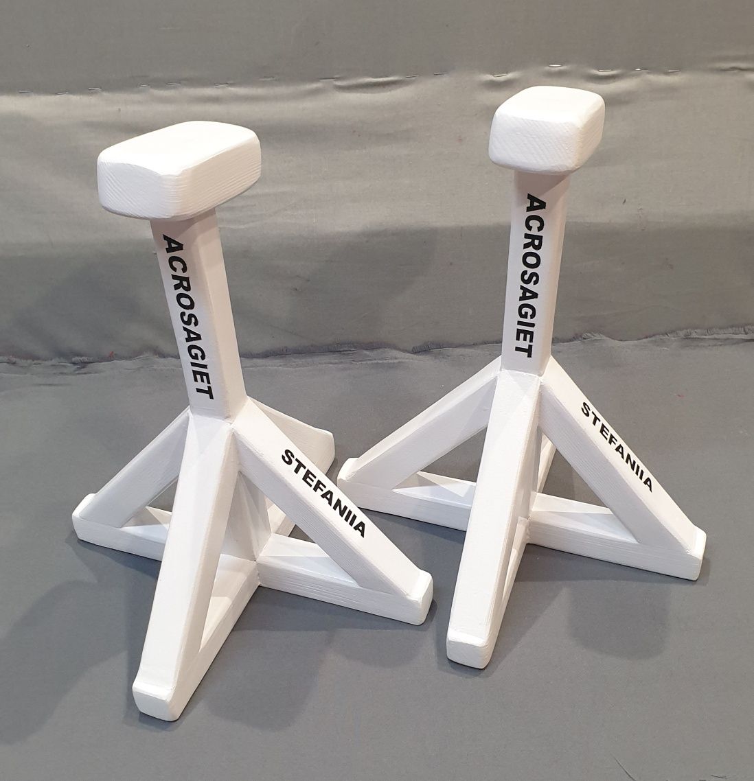 Mãozotas ginástica acrobática 32cm