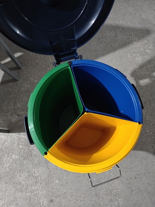 Caixote lixo para reciclagem