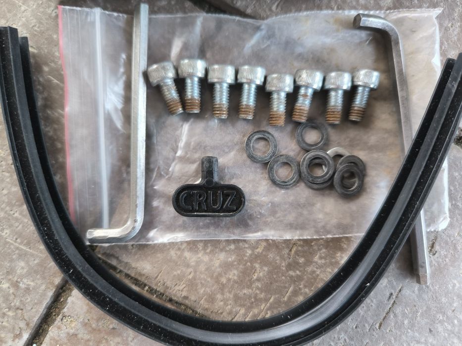 Багажник на штатне місце Nissan X-Trail (Rogue) 2014-2022 Cruz Airo