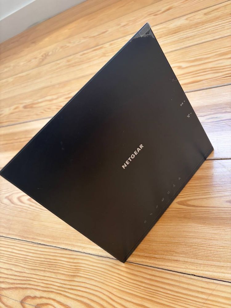 Router + Modem Netgear C6250 AC1600 NOVO (nunca usado)